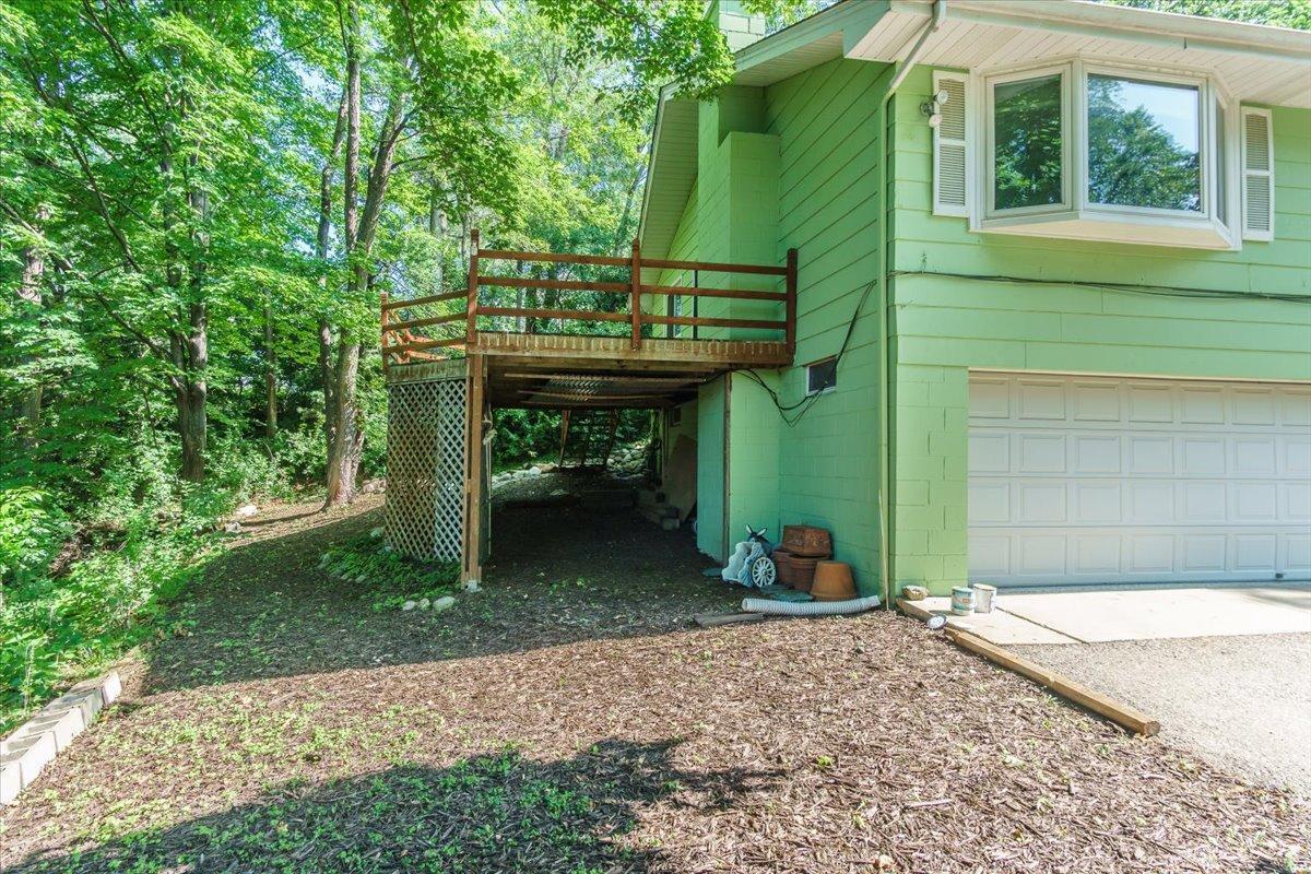 8335 W Bush Lake Road