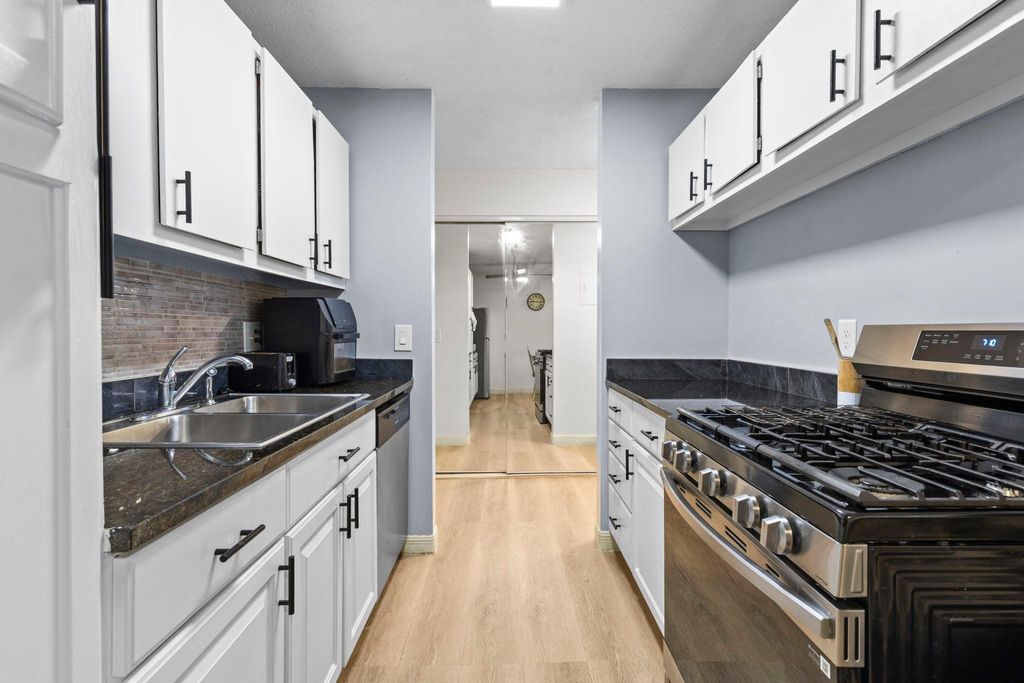 Photo of 4201 Lakeside Avenue N #214, Brooklyn Center, MN 55429 (MLS # 7113954)