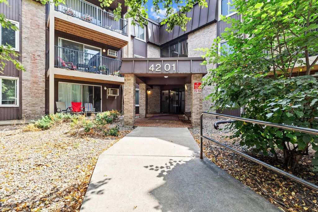 Photo of 4201 Lakeside Avenue N #214, Brooklyn Center, MN 55429 (MLS # 7113954)