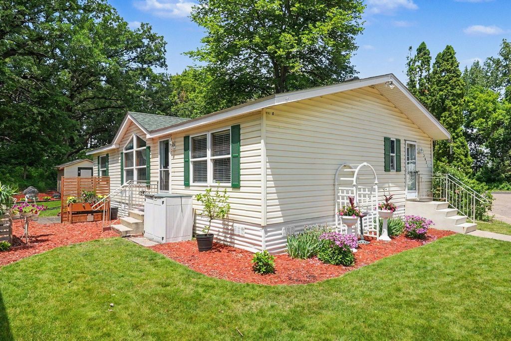 Photo of 5021 Wellington Avenue, Mounds View, MN 55112 (MLS # 7094258)