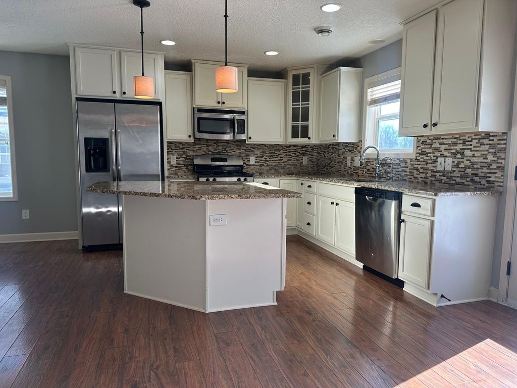 Photo of 3288 Red Oak Trail, Medina, MN 55340 (MLS # 7015288)