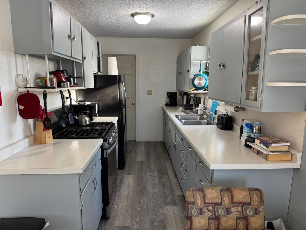 Photo of 525 2nd Street N, Middle River, MN 56737 (MLS # 6825232)