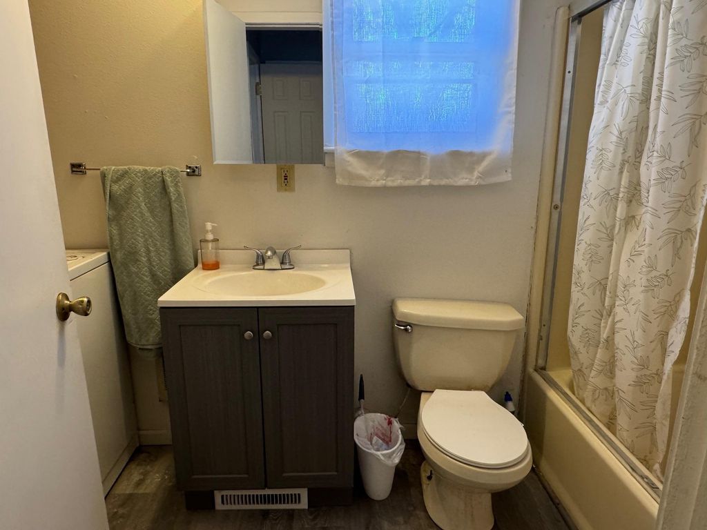 Photo of 525 2nd Street N, Middle River, MN 56737 (MLS # 6825232)