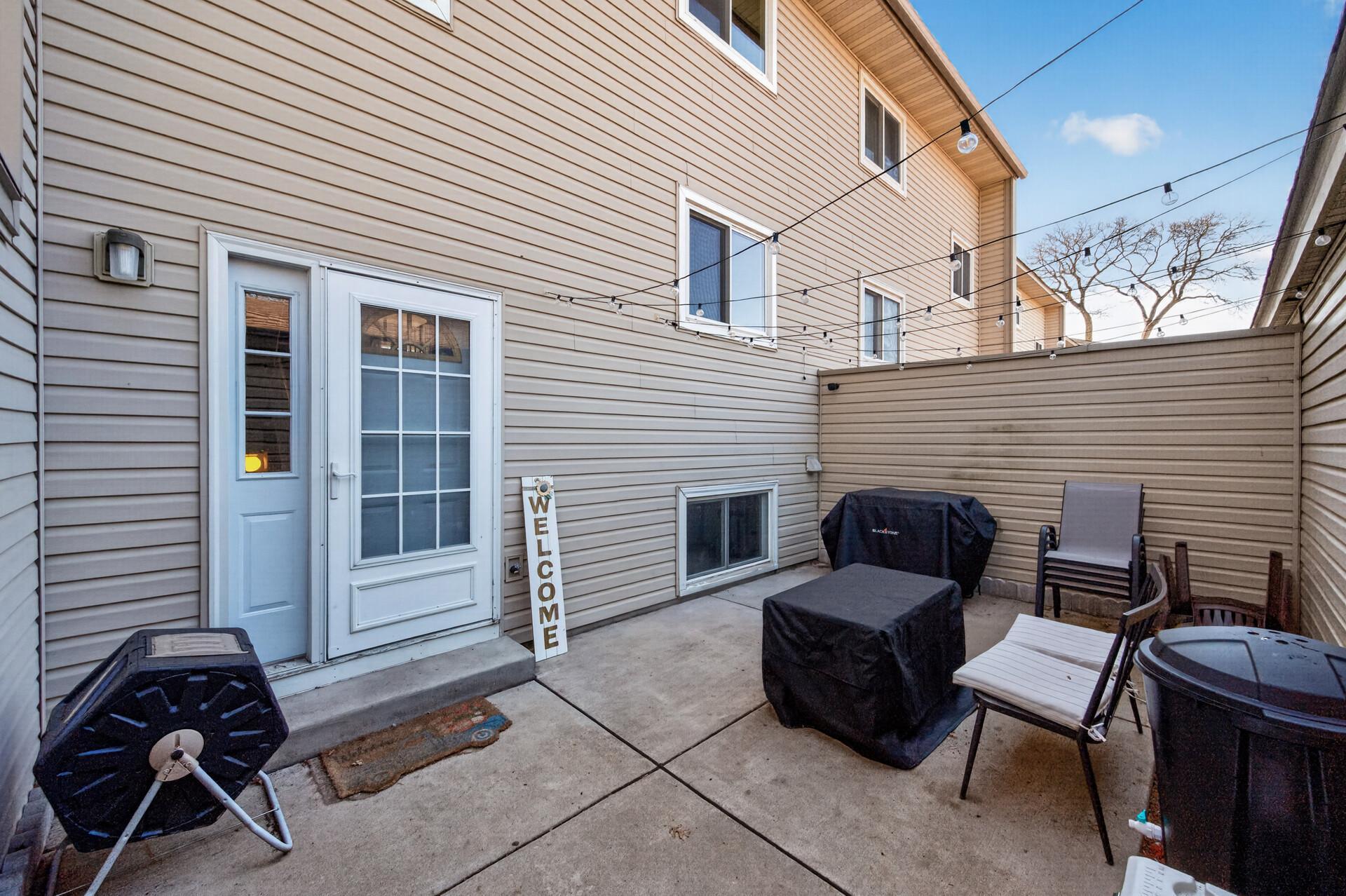 12293 Drake Street NW