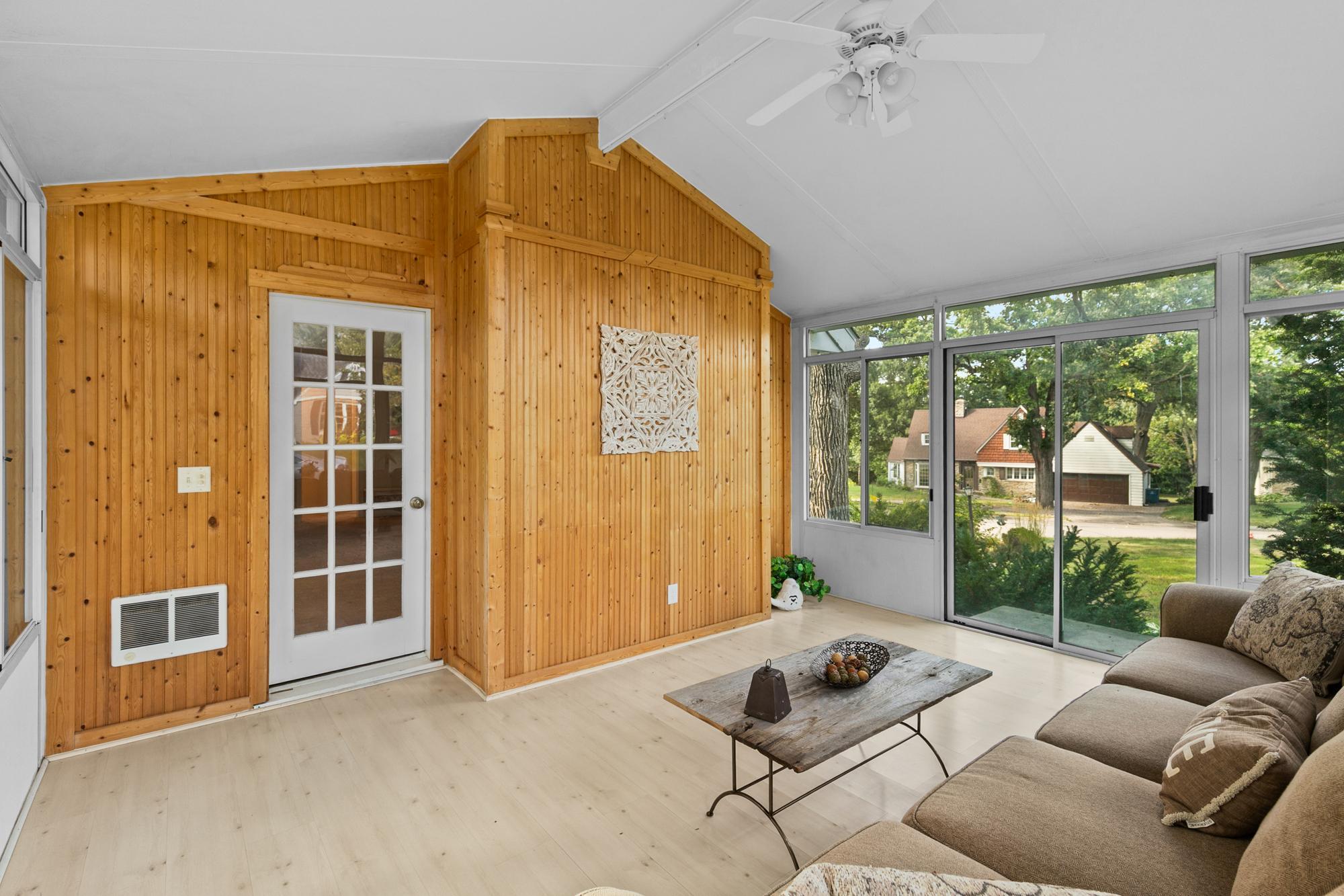 1201 W 73rd Street