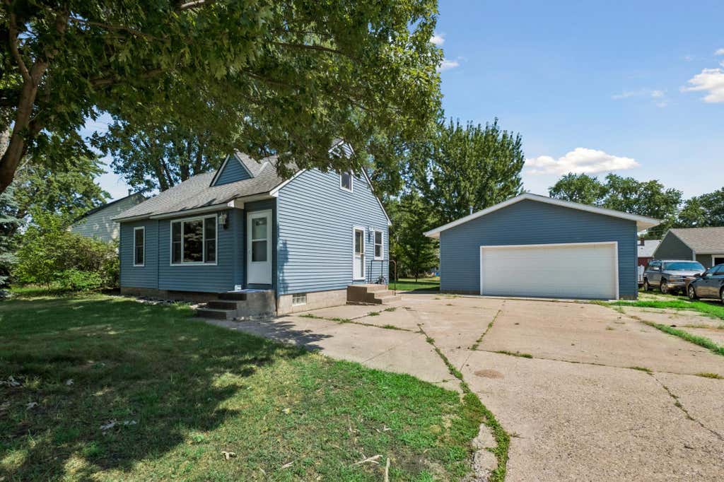 Photo of 14 Pine Drive, Circle Pines, MN 55014 (MLS # 7112886)