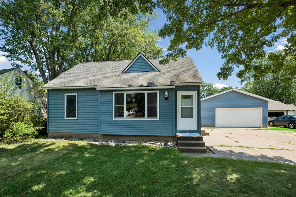 Photo of 14 Pine Drive, Circle Pines, MN 55014 (MLS # 7112886)