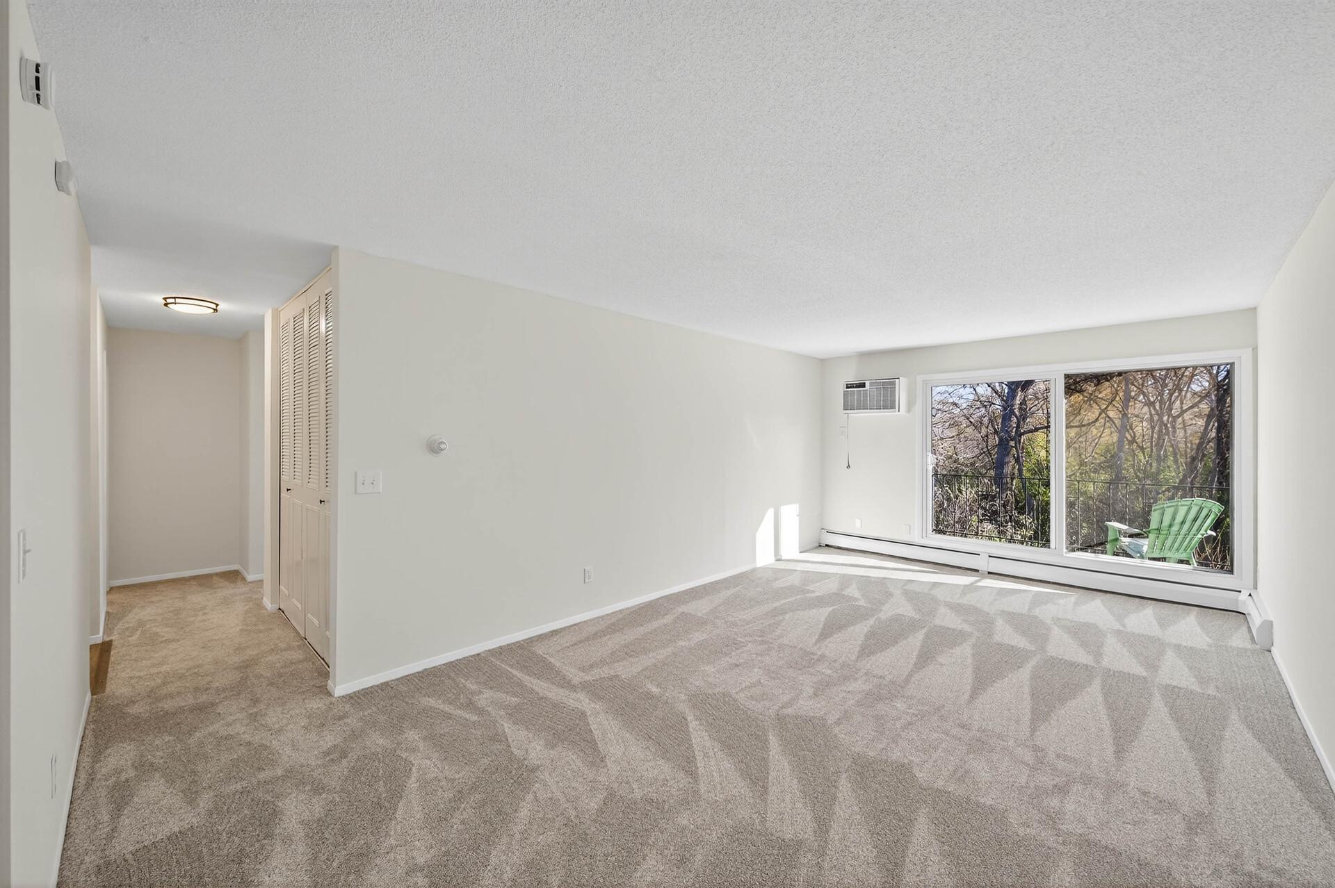 181 Little Canada Road E 219