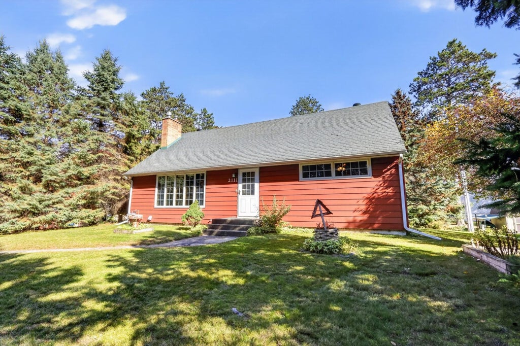 Photo of 2111 Norway Street, Grand Rapids, MN 55744 (MLS # 7158552)