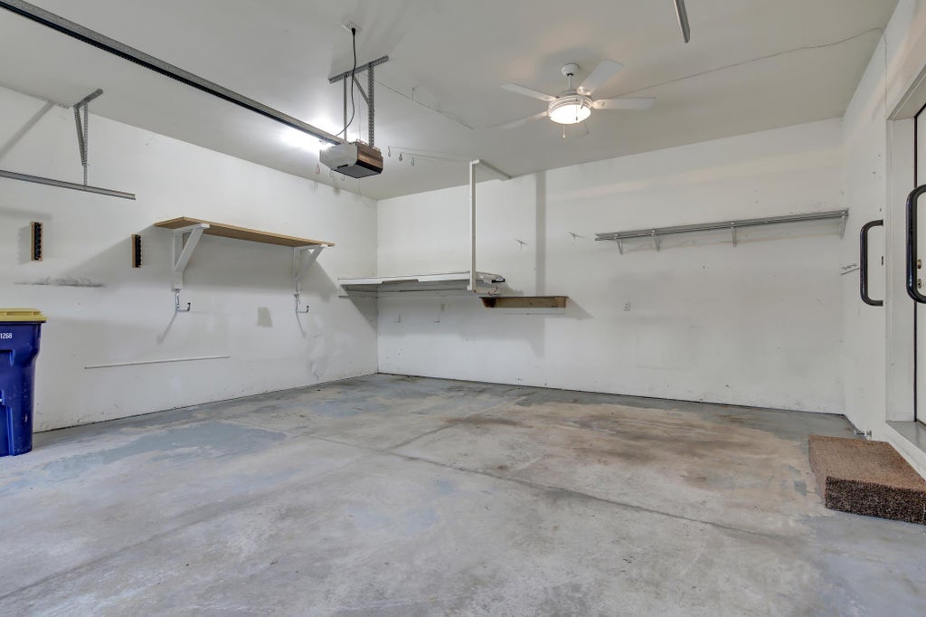Photo of 1020 S Oak Street, Lake City, MN 55041 (MLS # 7148721)
