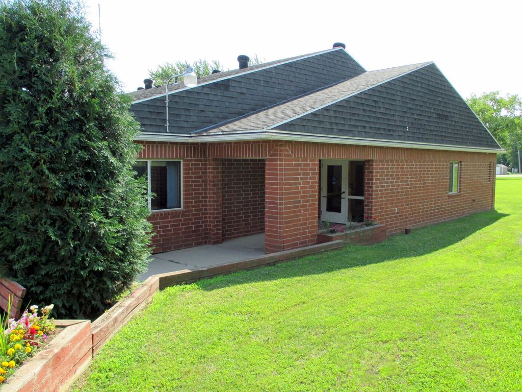 Photo of 222 1st Avenue NE #5, Eagle Bend, MN 56446 (MLS # 7058262)