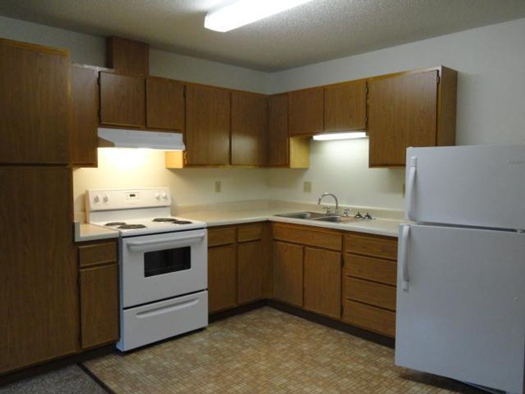 Photo of 222 1st Avenue NE #5, Eagle Bend, MN 56446 (MLS # 7058262)