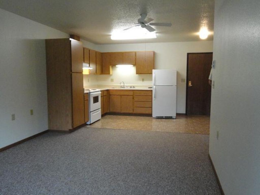 Photo of 222 1st Avenue NE #5, Eagle Bend, MN 56446 (MLS # 7058262)