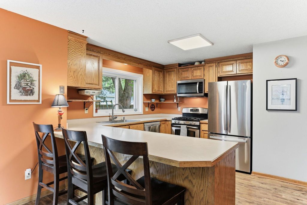 Photo of 1401 88th Avenue N, Brooklyn Park, MN 55444 (MLS # 7080108)