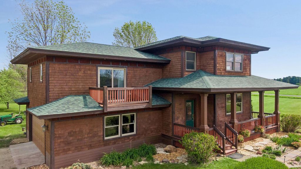Photo of 392 Old Cemetery Road, River Falls, WI 54022 (MLS # 7069680)