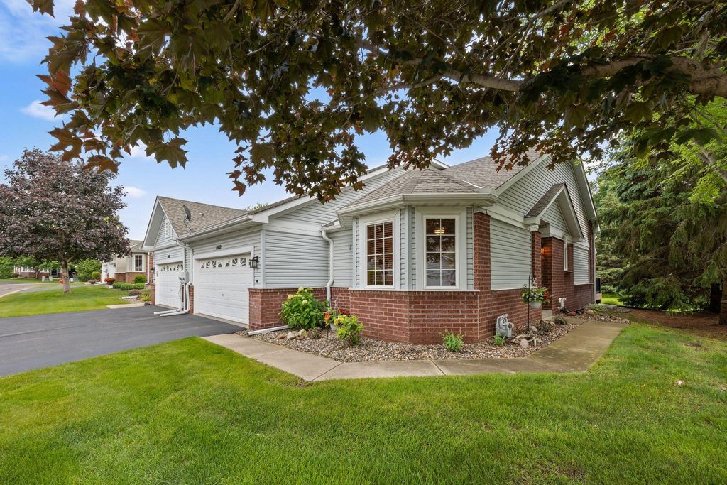Photo of 13152 Gamma Way, Apple Valley, MN 55124 (MLS # 7092702)
