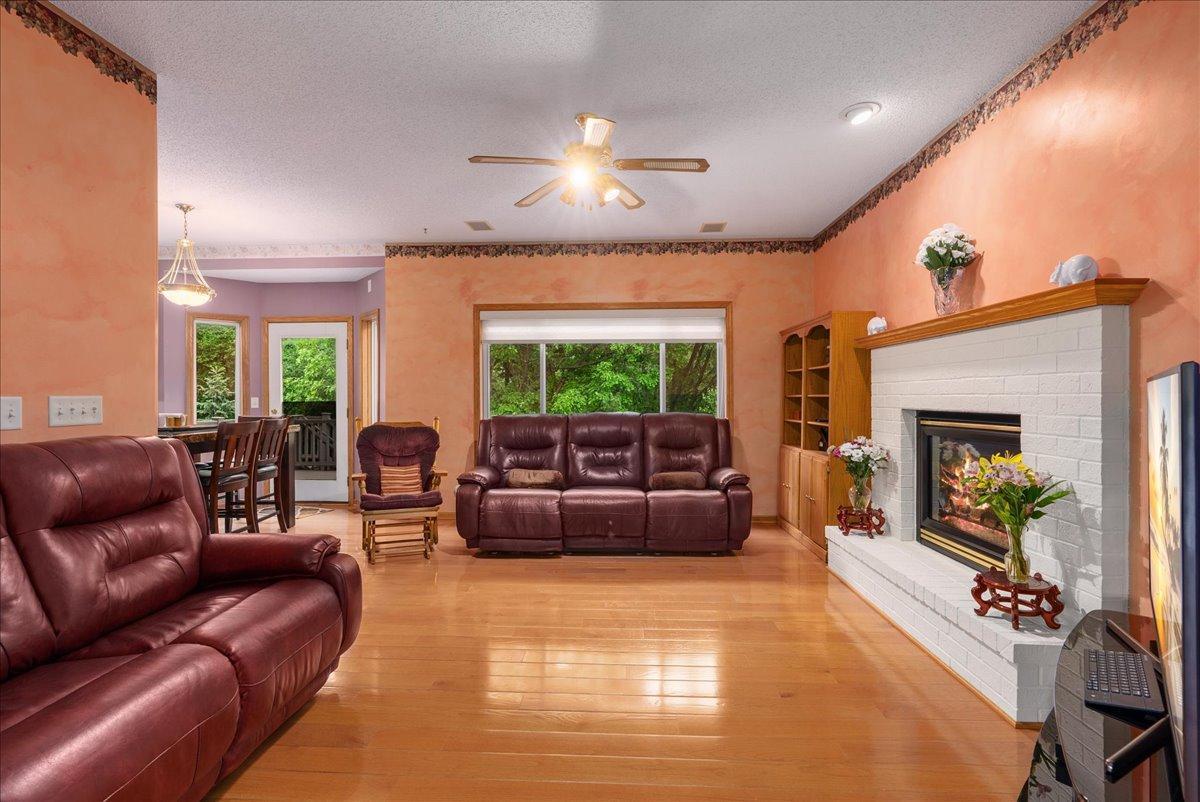 9230 Cheney Trail