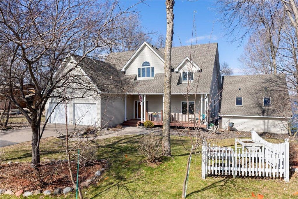 Photo of 28750 Glader Boulevard, Lindstrom, MN 55045 (MLS # 7049138)