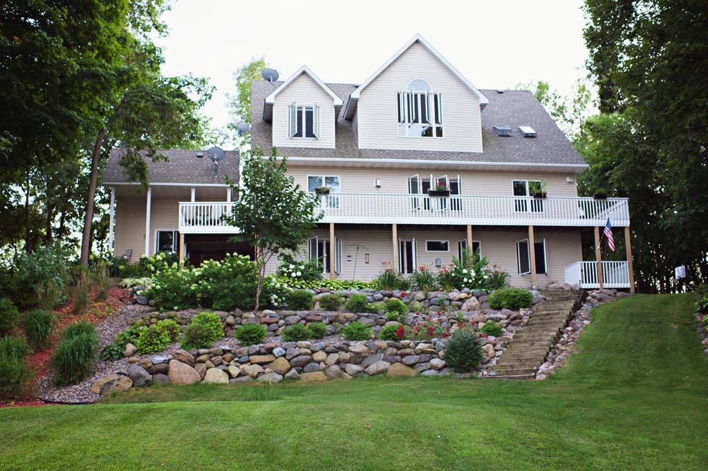 Photo of 28750 Glader Boulevard, Lindstrom, MN 55045 (MLS # 7049138)