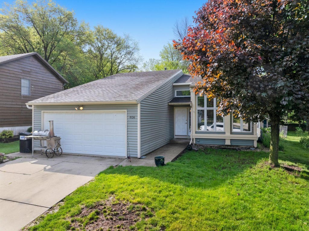 Photo of 826 Northland Place NE, Rochester, MN 55906 (MLS # 7094416)