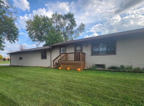 Photo of 302 Robert Street, Marshall, MN 56258 (MLS # 6791886)