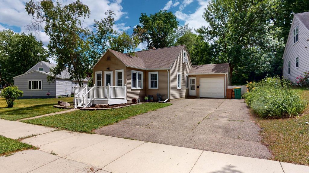Photo of 506 Sheridan Street, Albert Lea, MN 56007 (MLS # 7096753)