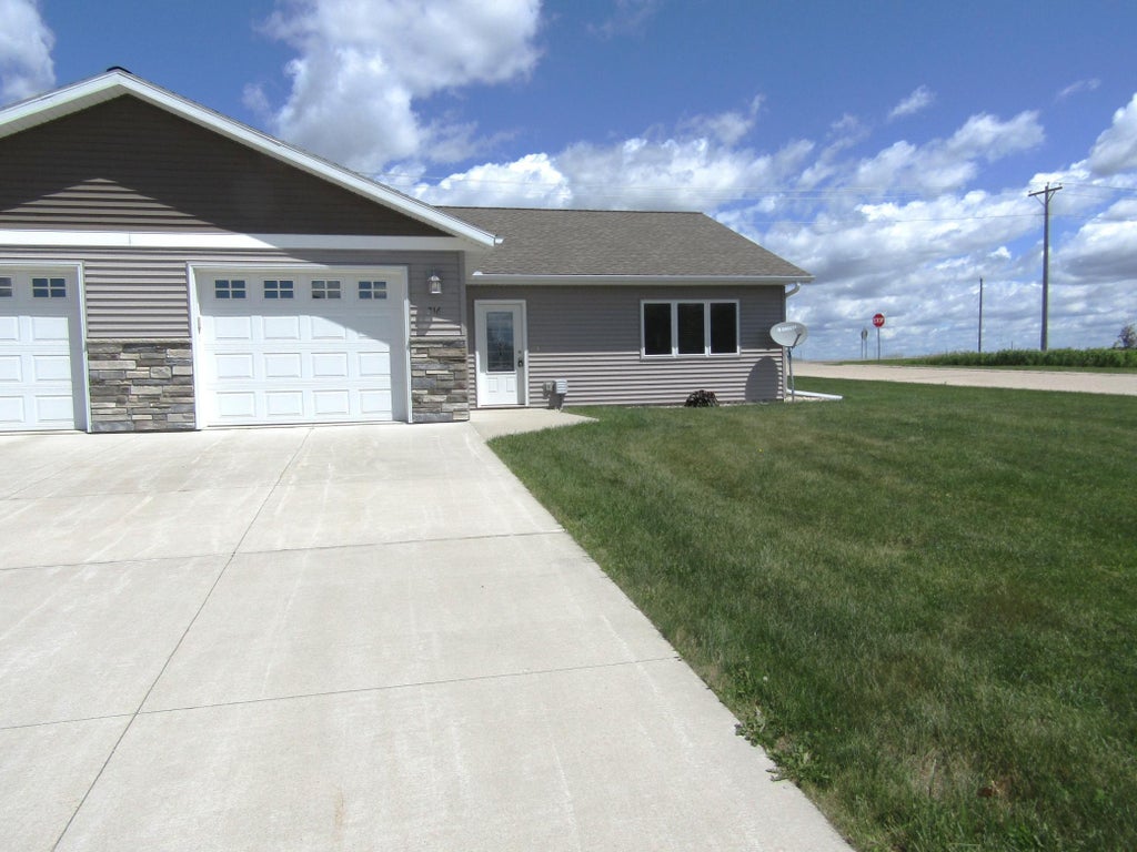 Photo of 216 Mooney Circle, Granite Falls, MN 56241 (MLS # 7147851)