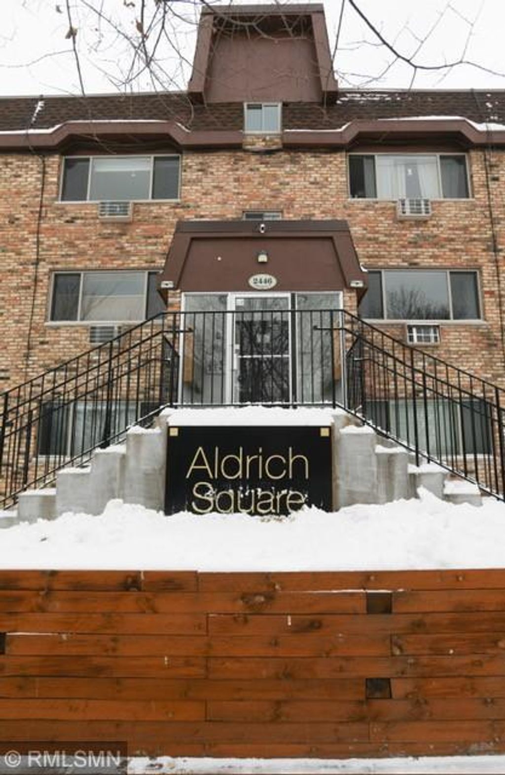 Photo of 2446 Aldrich Avenue S #108, Minneapolis, MN 55405 (MLS # 7015294)