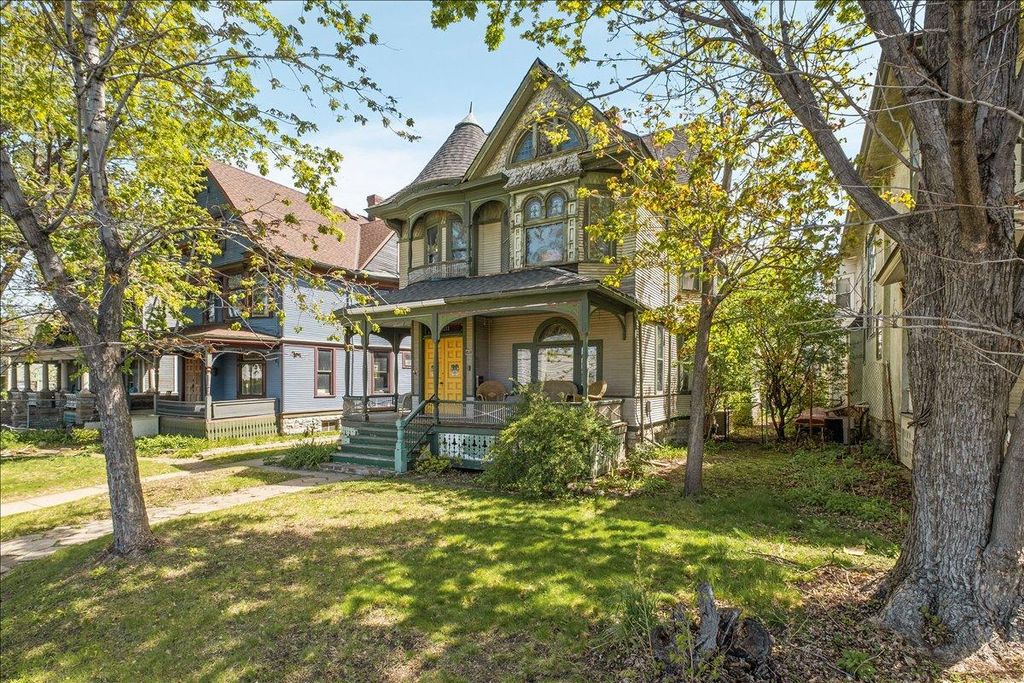 Photo of 3111 2nd Avenue S, Minneapolis, MN 55408 (MLS # 7030344)