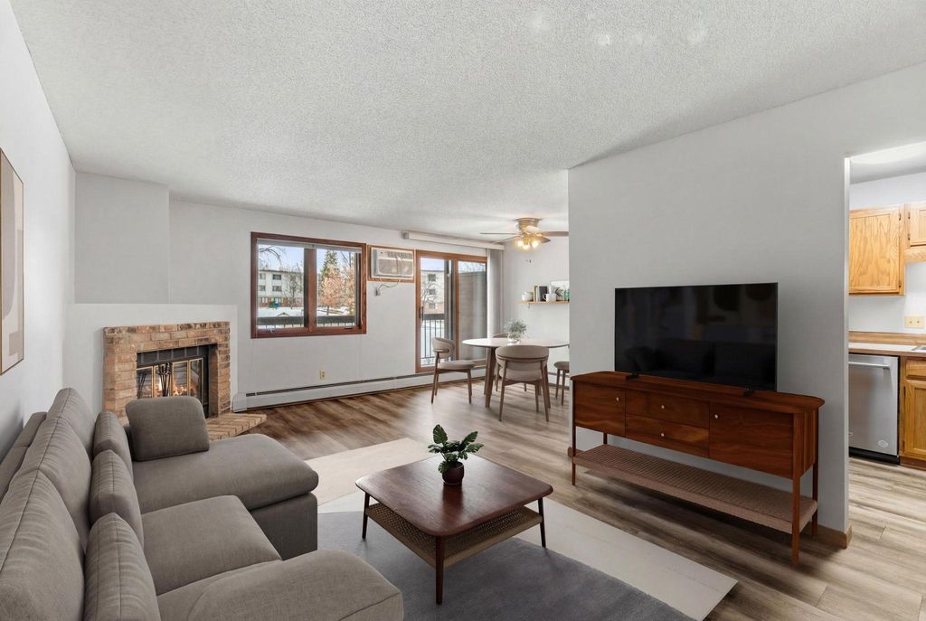 Photo of 4300 Trenton Lane N #2214, Plymouth, MN 55442 (MLS # 7030059)