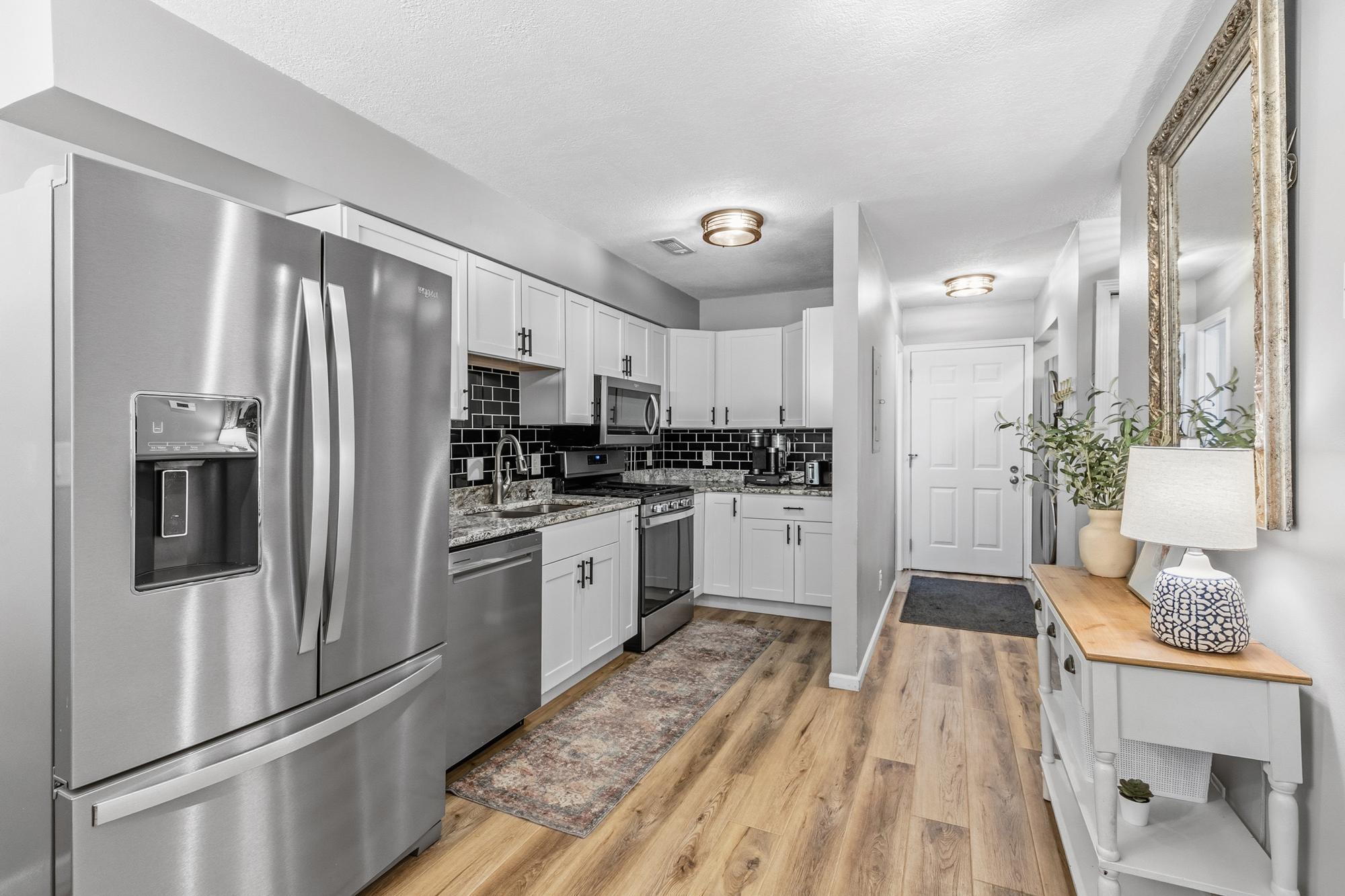 828 Woodgate Drive 105