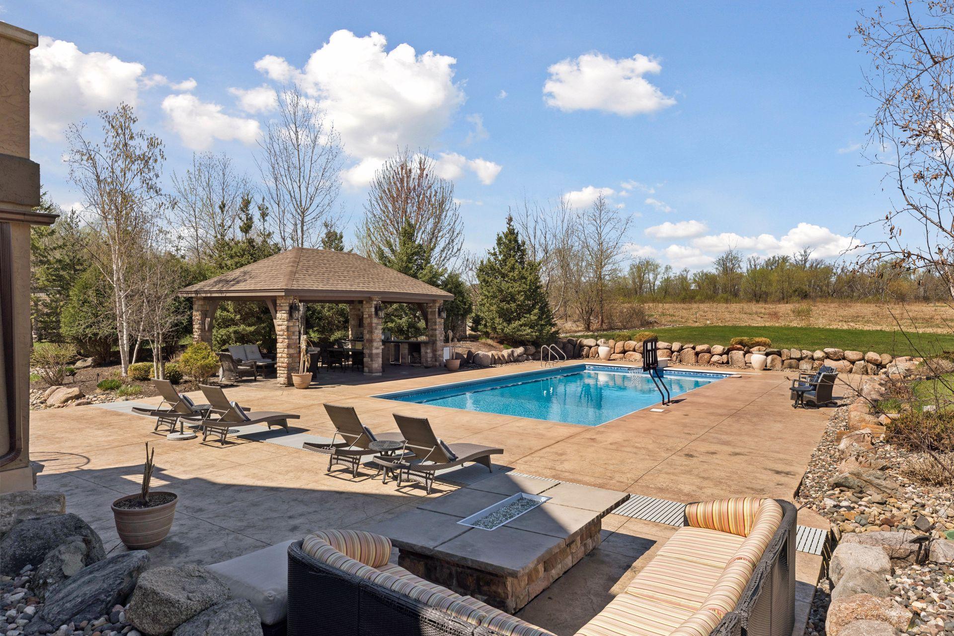 225 Calamus Circle