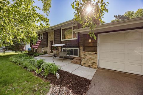 13105 E Manor Boulevard Burnsville MN 55337