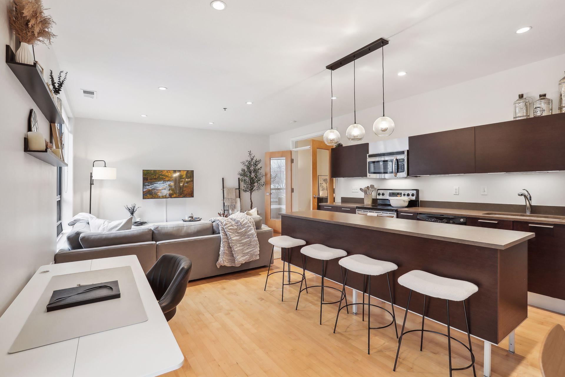 3116 W Lake Street 217