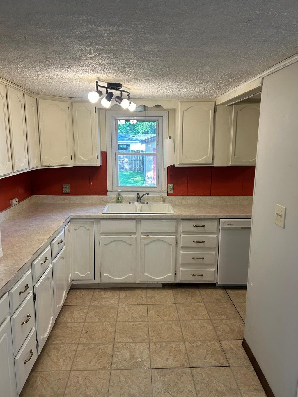 Photo of 30650 N Lakes Trail, Lindstrom, MN 55045 (MLS # 7115205)