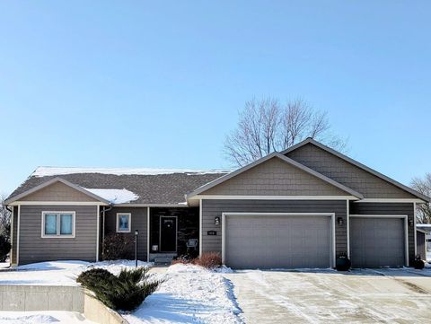 Photo of 212 Eastwood Drive, Redwood Falls, MN 56283 (MLS # 7008914)
