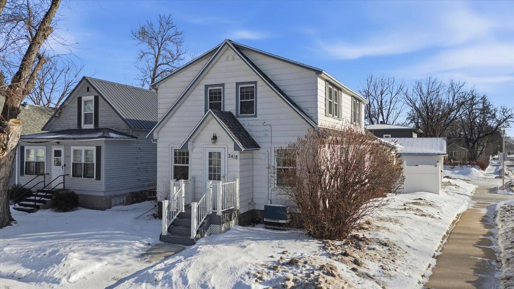 Photo of 2418 4th Ave E Ave, Hibbing, MN 55746 (MLS # 7009439)