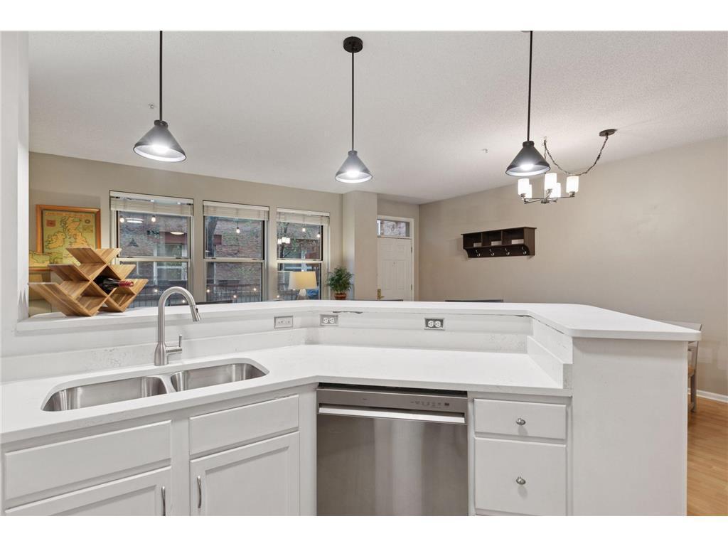 575 N 1st Street 123