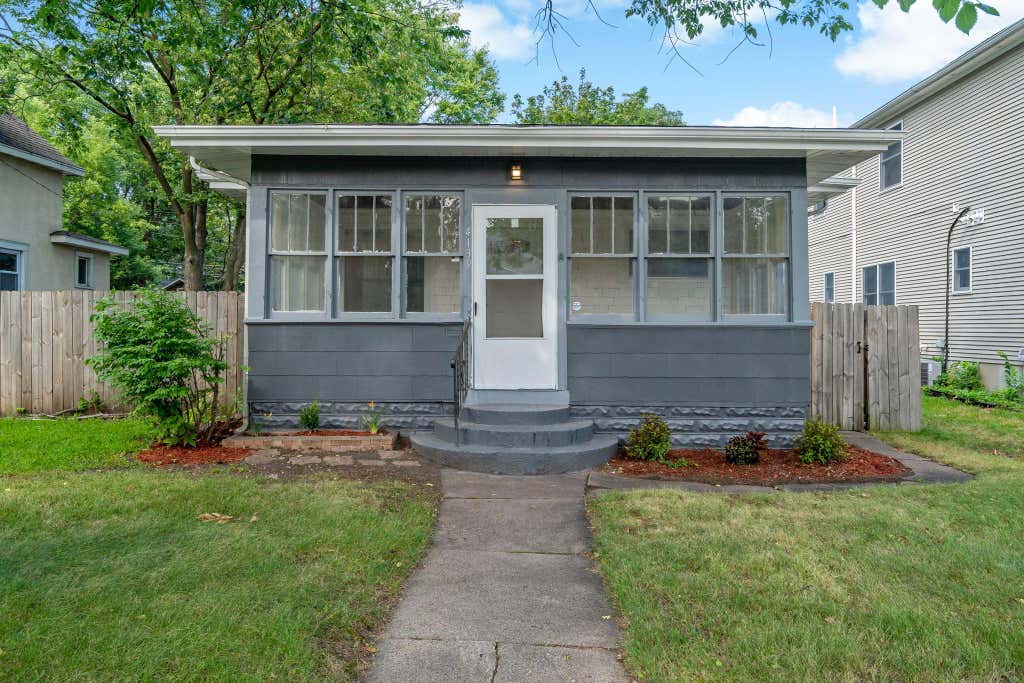 Photo of 4139 Fremont Avenue N, Minneapolis, MN 55412 (MLS # 7118286)