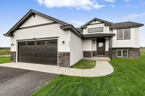807 PRATERIA AVE, AVON, MN 56310 - Image ffef2fd41783ef6f2a06cc08e1cfc2f3/1537364340