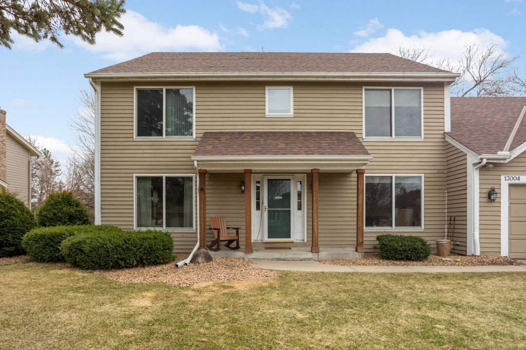 Photo of 13004 Highpoint Curve, Burnsville, MN 55337 (MLS # 7040980)