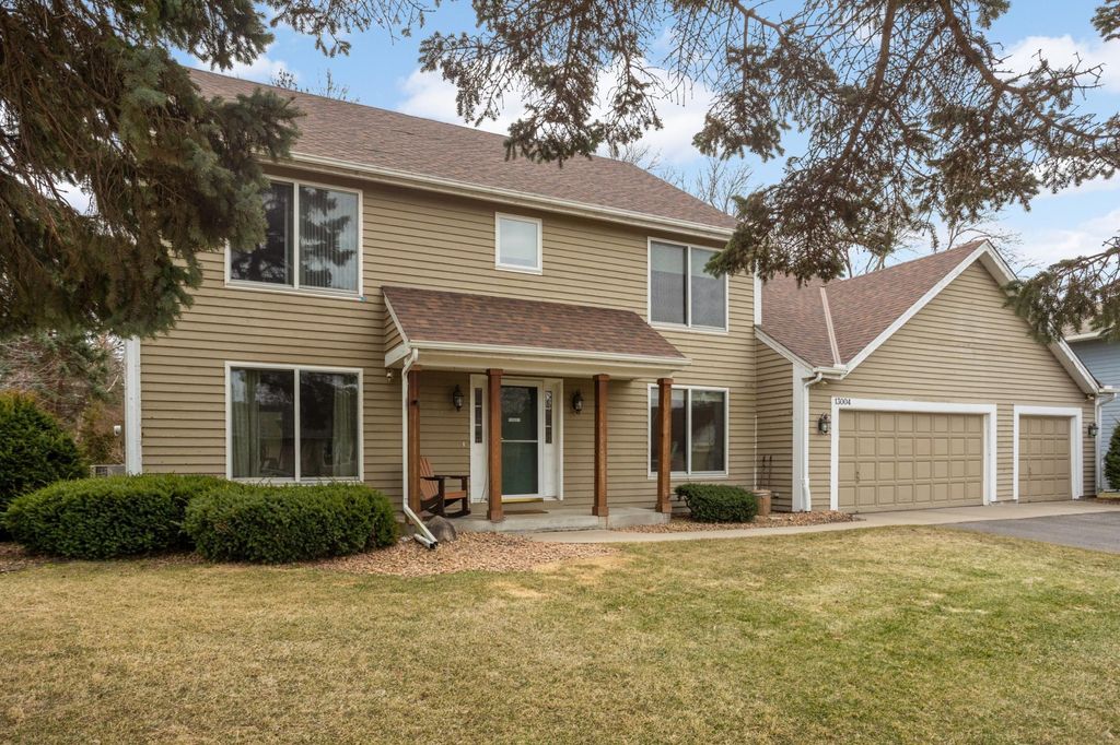 Photo of 13004 Highpoint Curve, Burnsville, MN 55337 (MLS # 7040980)