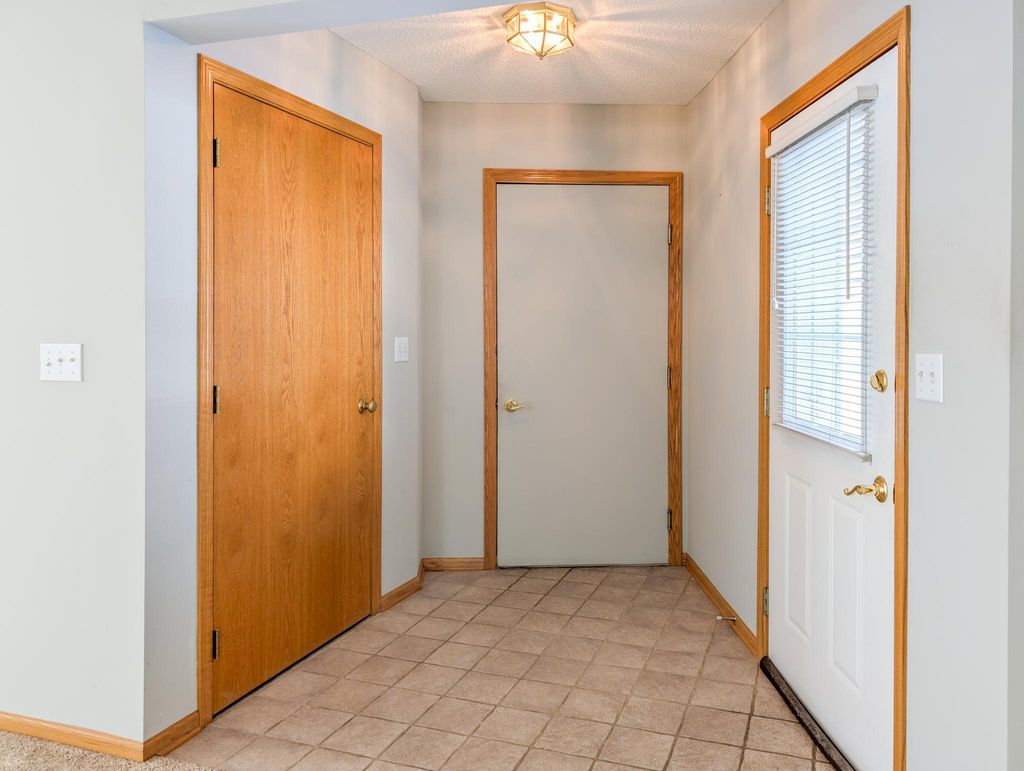 Photo of 3016 Timberwood Trail #2, Eagan, MN 55121 (MLS # 7004156)