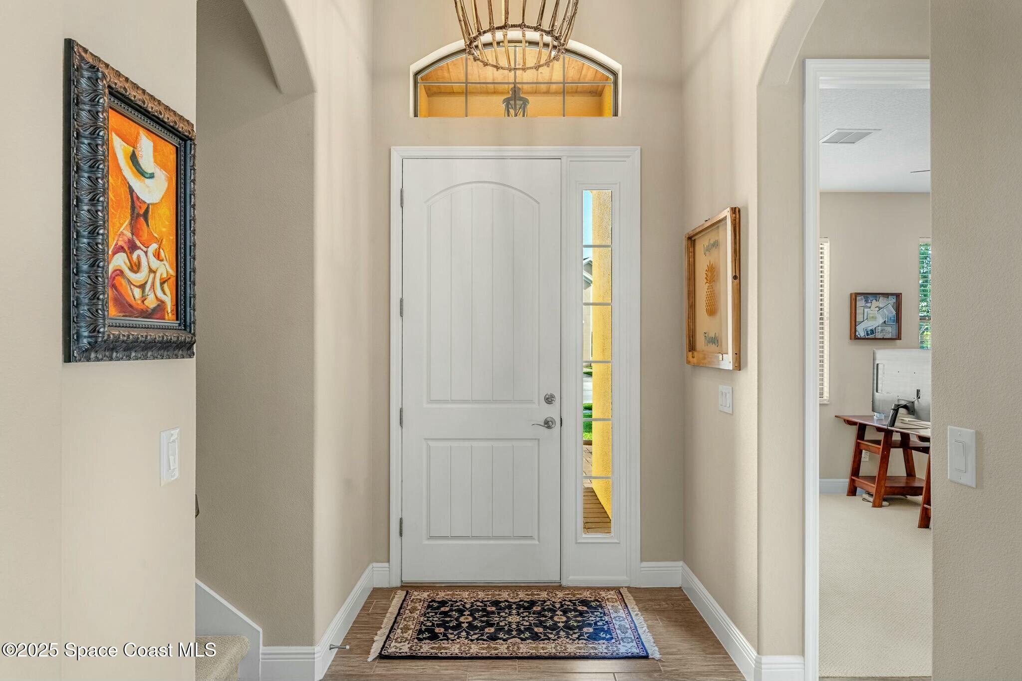 997 Buckthorn Trail
