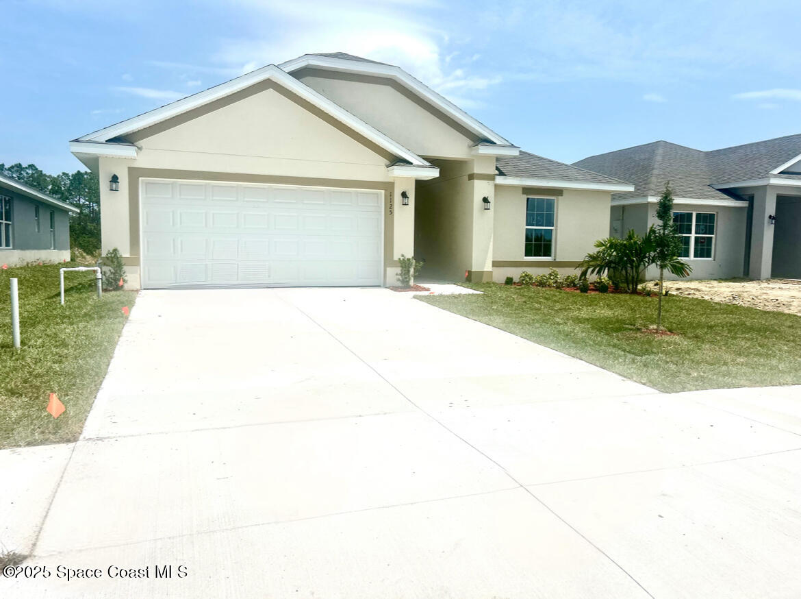 1125 Kylar Drive NW
