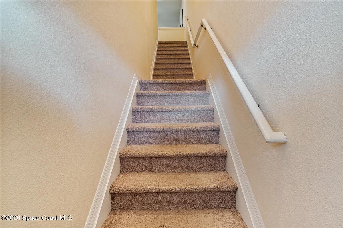 1050 Venetian Drive