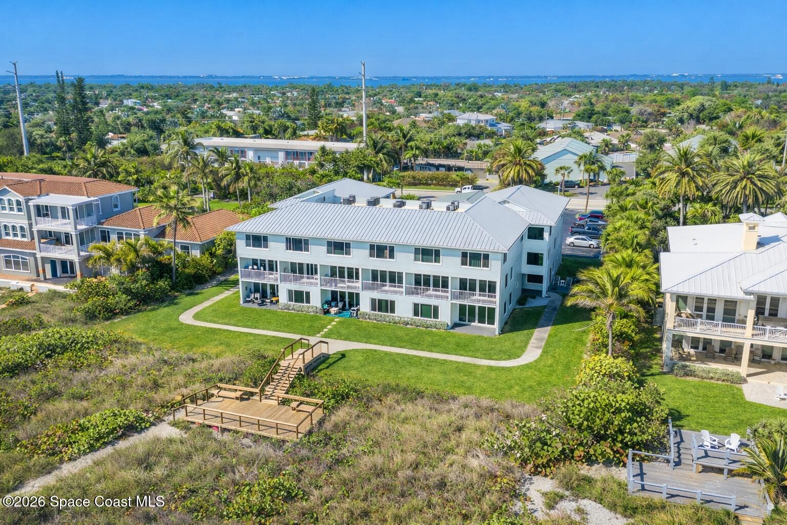 1321 S Miramar Avenue 4