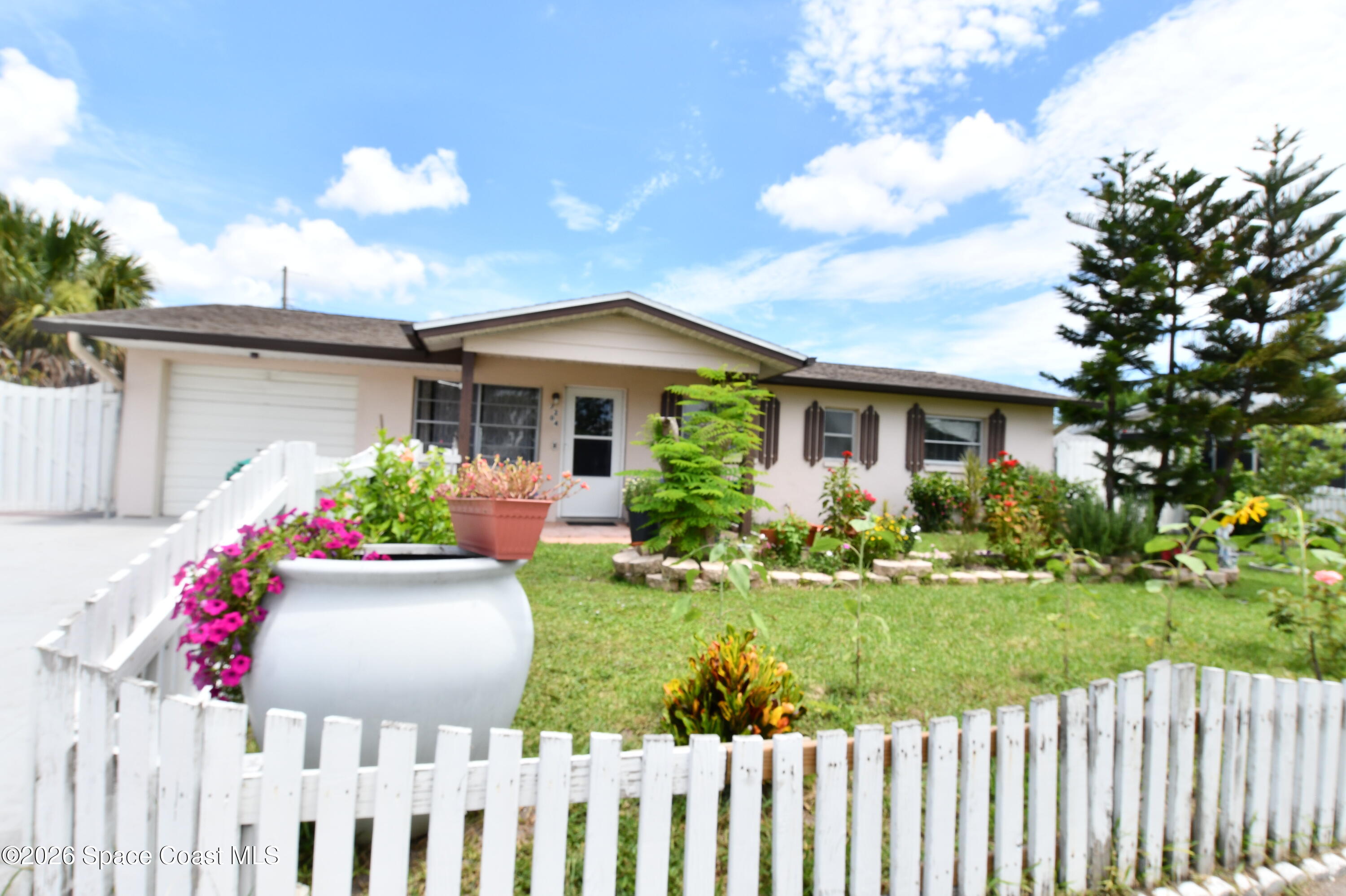 Photo 1 of 21 — 2204 Cheryl Court, Melbourne, FL 32935