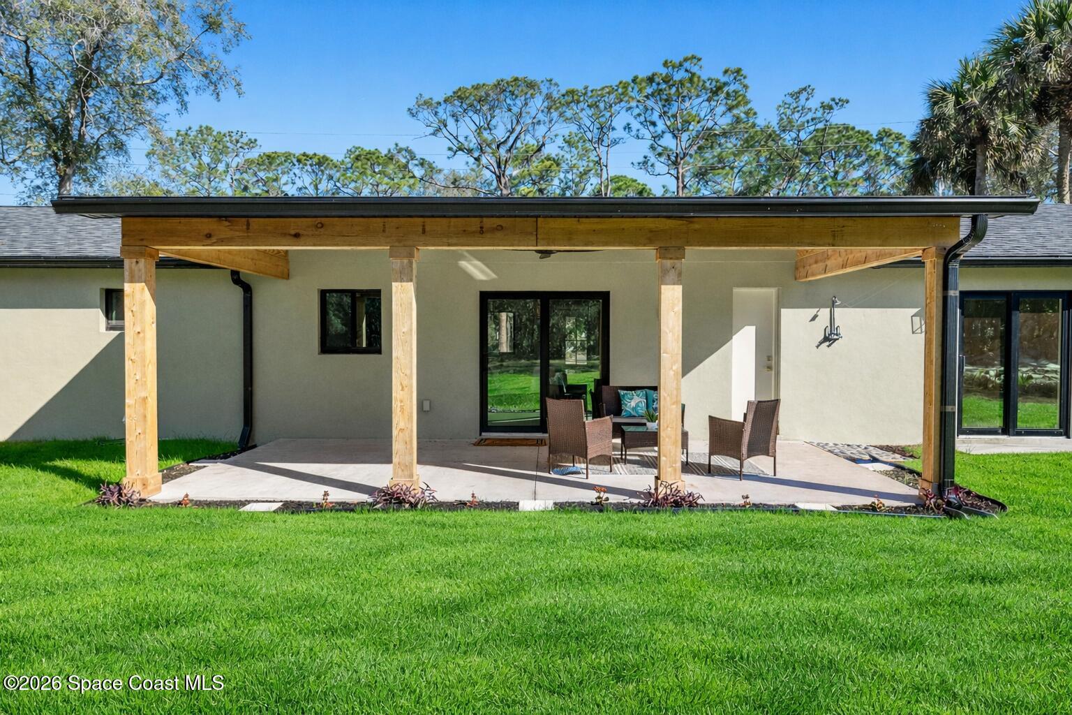 4105 Citrus Boulevard