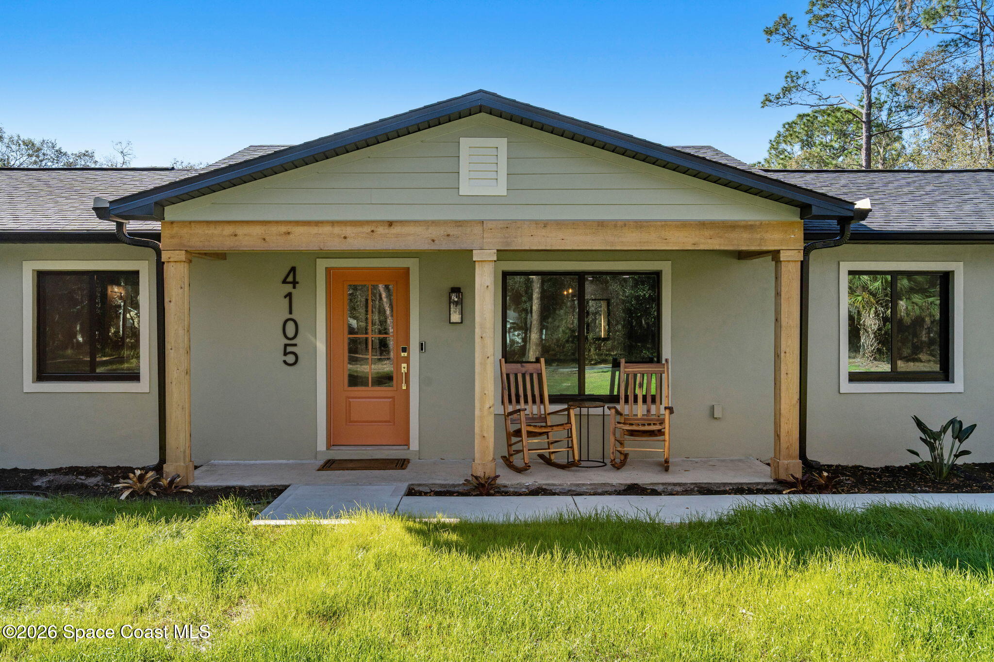 4105 Citrus Boulevard